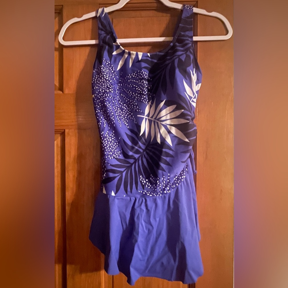 NWT Amoena Mumbai sarong swimsuit - 10B